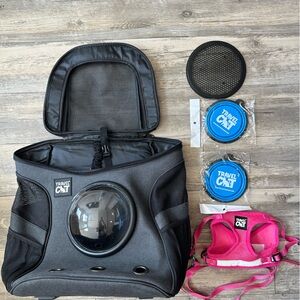 Travel Cat Backpack bubble Carrier with harness and collapsible food bowls